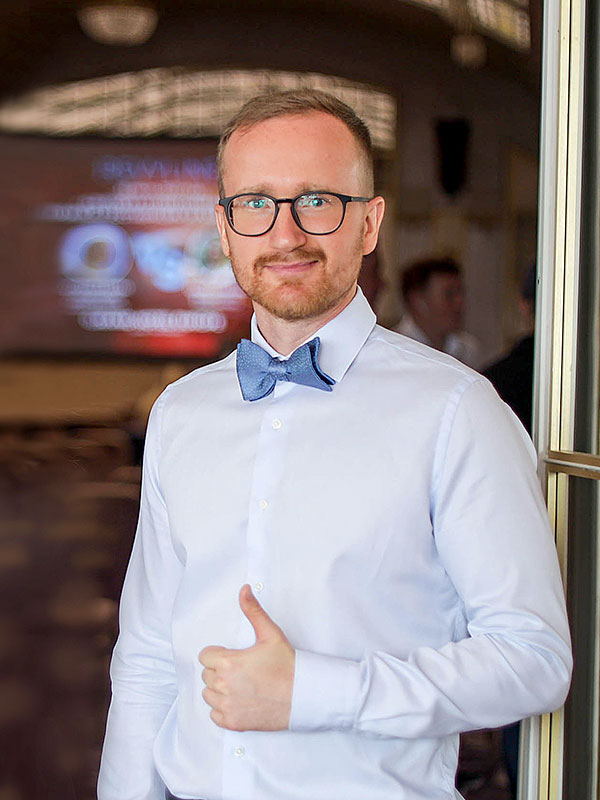 Максим Обушенков – генеральный директор Revyline
